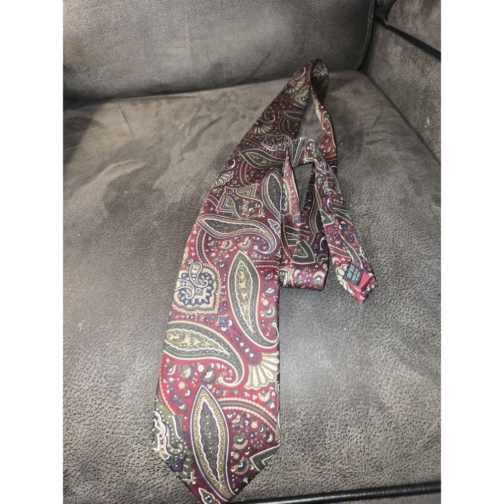 Club Fellow Tie‎